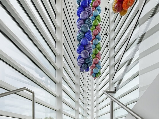 Intérieur des escaliers au point aigu