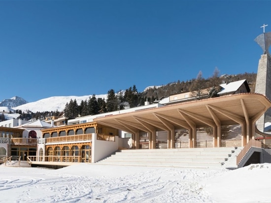 Stimulez + des associés respire la nouvelle vie dans le Kulm Eispavillon à St Moritz