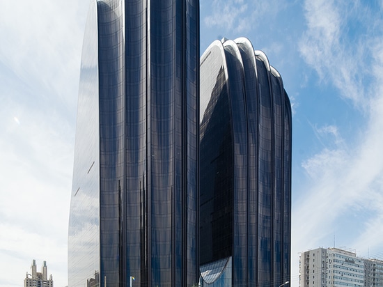 La plaza de parc de Chaoyang des architectes FOUS est en voie d'achèvement à Pékin