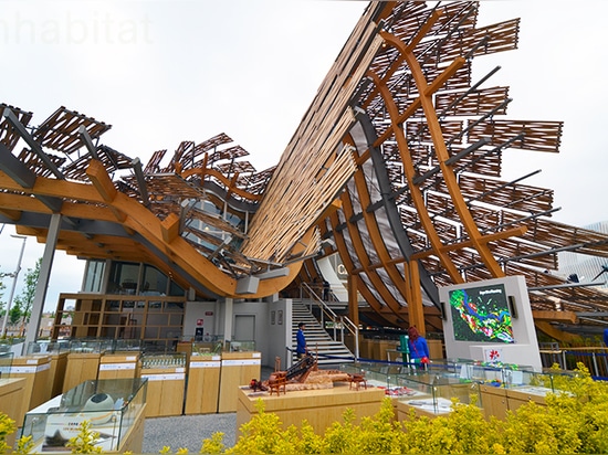 Le pavillon d'expo du monde de la Chine démontre comment les villes et la nature peuvent exister en harmonie