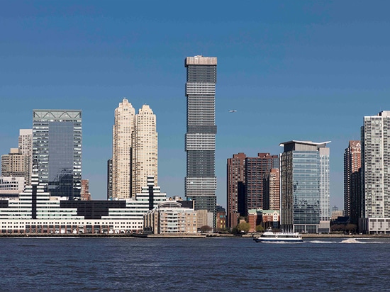 la tour de bord de mer à Jersey City accueille le développement en second lieu résidentiel des urby