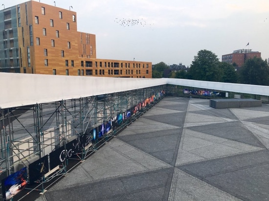 MVRDV installe le réseau provisoire de rampe pour le festival de photo en Hollandes