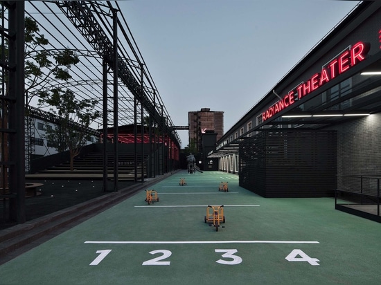 Shanghai Museum of Glass Park / Coordination Asie