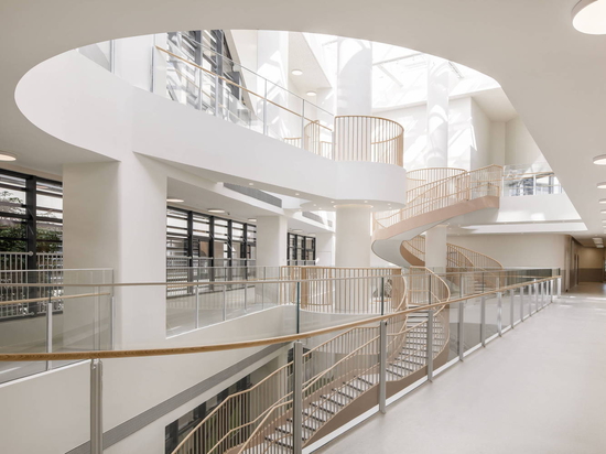 Jardin d'enfants Montessori à Xiamen / L&M Design