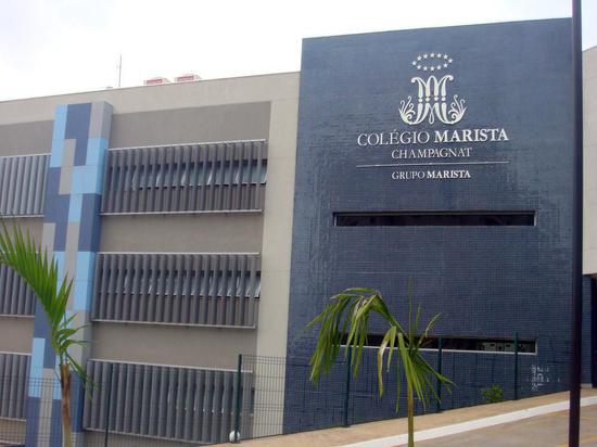 UNIVERSITÉ DE CHAMPAGNAT MARIST