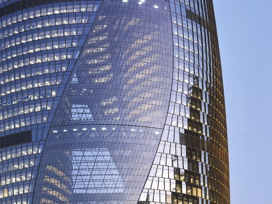 Tour Leeza SOHO par Zaha Hadid Architects