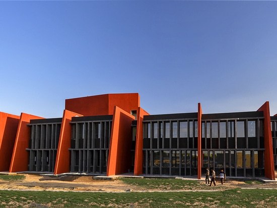 L'école du Rajasthan / Sanjay Puri Architects