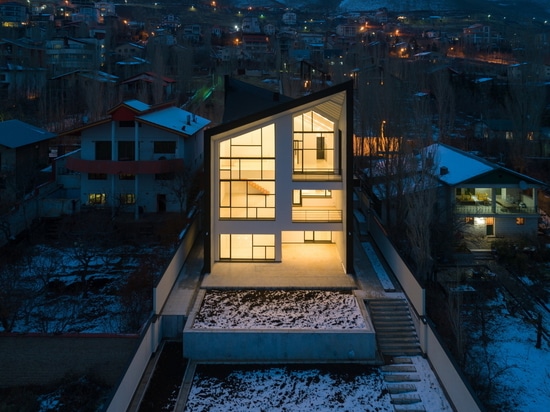 Maison ChaharGah / BonnArq Architects