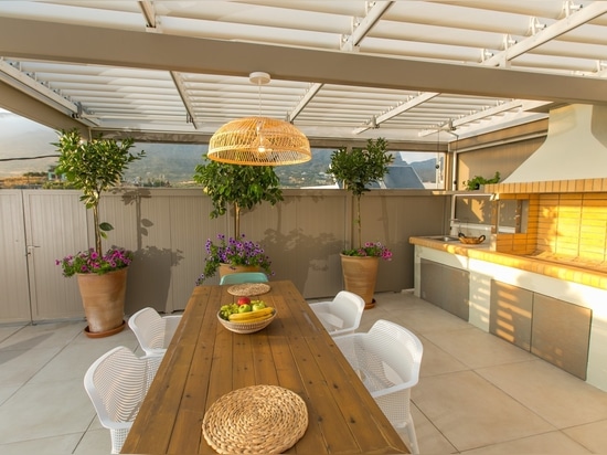 Terrasse de rêve sur le toit avec pergola bioclimatique Cospilouvre