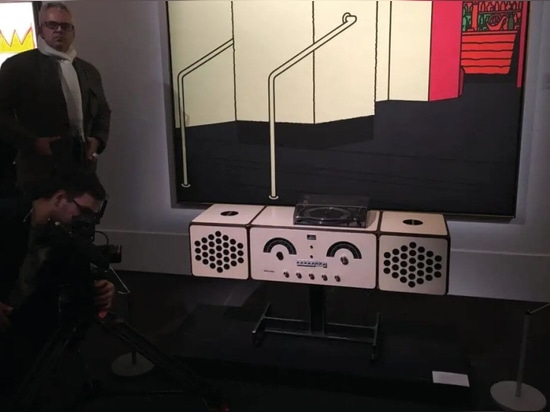 Le radiofonografo rr126 de David Bowie au Bowie Collector Sotheby's à Londres