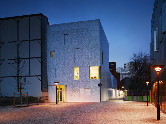 Avenier Cornejo Architectes, DES Orteaux, zone de Fréquel Fontarabie, Paris de Crèche. © David Foessel de photo