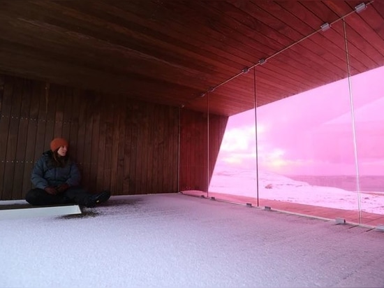 Un mirador en bois conçu par Biotope ouvre ses portes dans le paysage arctique de la Norvège