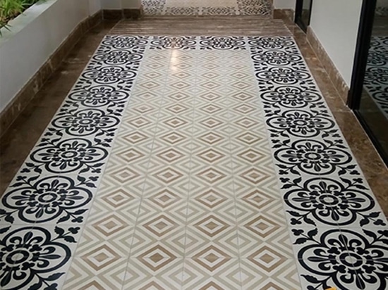 Carreaux à motifs disponibles en motifs géométriques