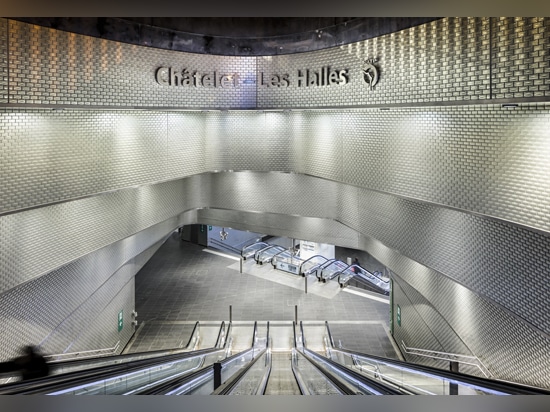 Châtelet-Les-Halles et son nouveau carreau métro en verre