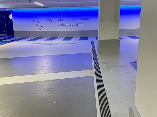 Solution de canaux de drainage pour un parking souterrain de haute technologie à Friedrichshafen