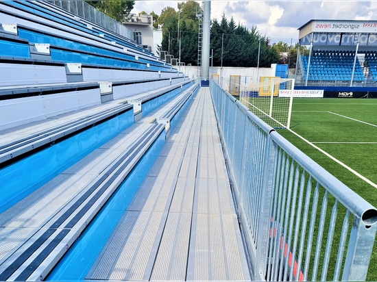 TRIBUNE PRÉFABRIQUÉE AU STADE FRANCAVILLA FONTANA