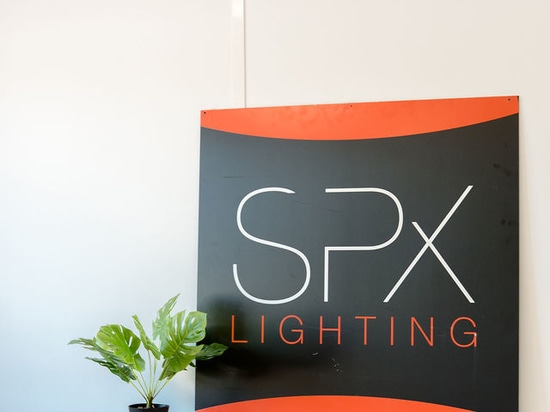 SPX LIGHTING - Nouveau site de production à Issoudun (36)