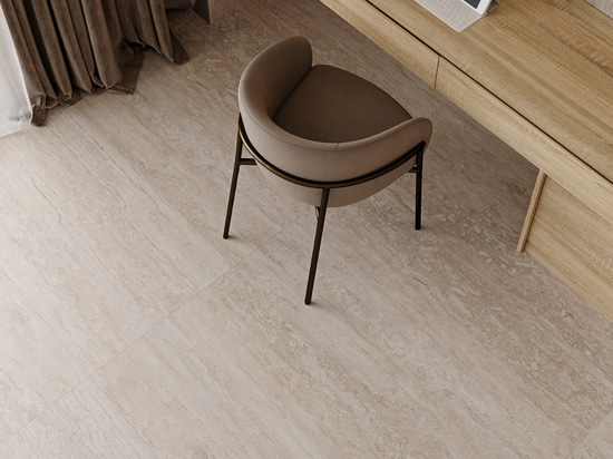 Carrelage en porcelaine imitation travertin