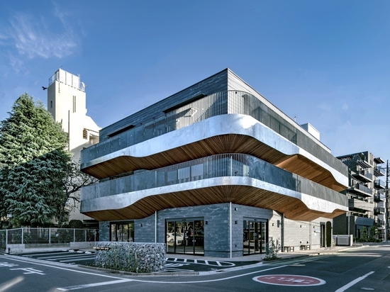 Bâtiment Enhako / Organic Design Inc.