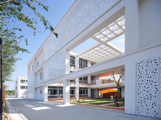 Le jardin d'enfants du Petit Phénix / Institut de recherche et de conception architecturale de la SCUT - TaoZhi Studio