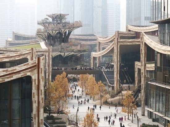 Visite du remarquable nouveau quartier commerçant "centré sur l'homme" de Xi'an avec le designer Thomas Heatherwick