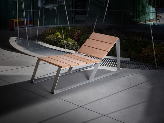 Chaise longue KAISEKI
