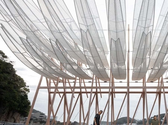 Un pavillon cinétique en bord de mer redonne vie à une île chinoise