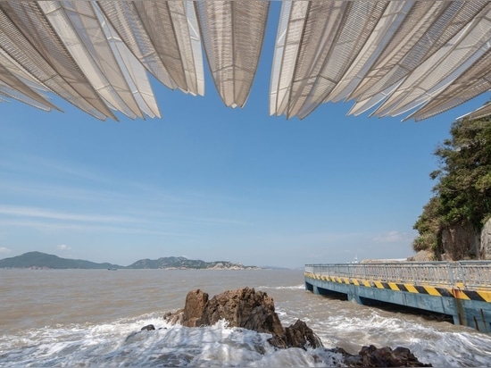 Un pavillon cinétique en bord de mer redonne vie à une île chinoise