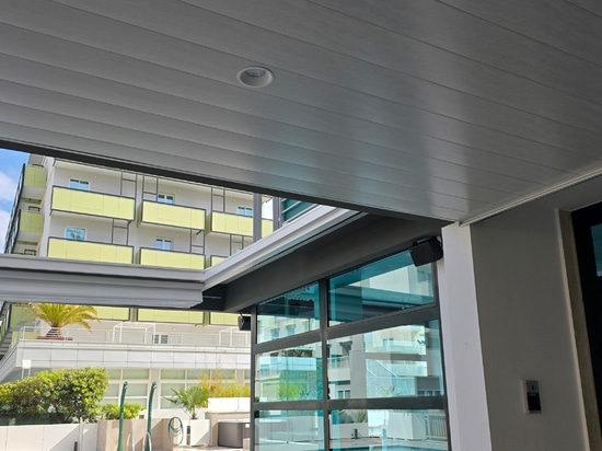 Système de couverture Atena Linear Staves