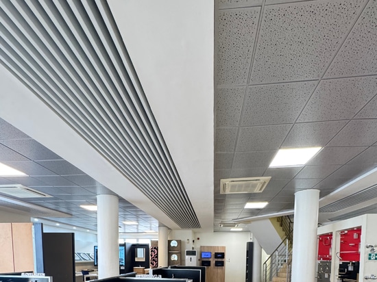 Panneaux métalliques Atena Perforation Quasar