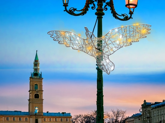 Villes d'été en fleurs et en lumière : Une nouvelle ère d'illuminations urbaines
