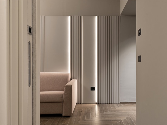 Solutions AVE pour une hospitalité intelligente et élégante à l'hôtel Mood de Pescara