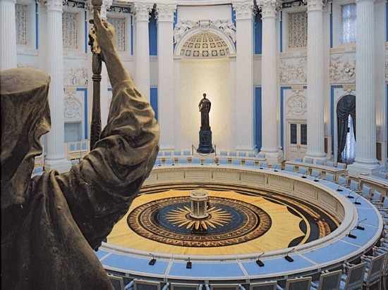 La restauration du sol du Kremlin