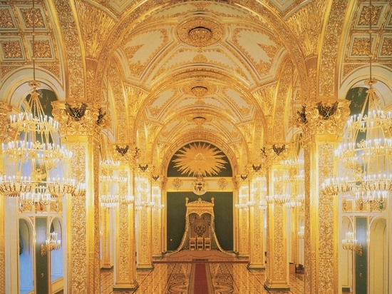 La restauration du sol du Kremlin