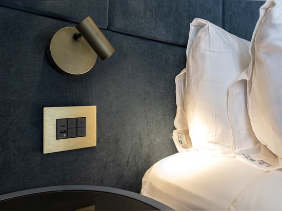 L'hôtel Nemi de Milan dispose d'un système électrique élégant avec des solutions AVE
