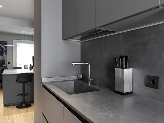 Technologie intelligente et design AVE pour un appartement contemporain