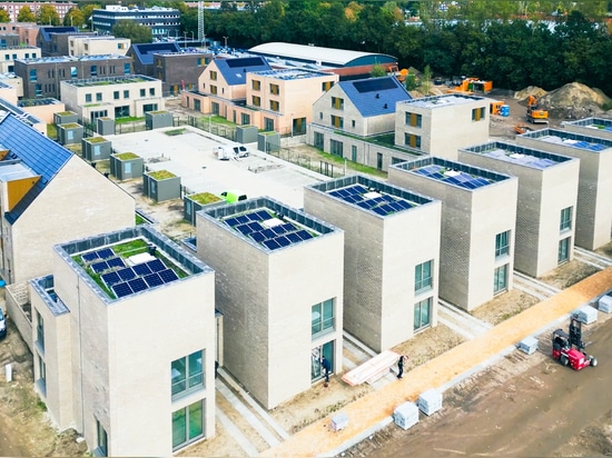 Accès sécurisé à la toiture pour logements à Tilburg