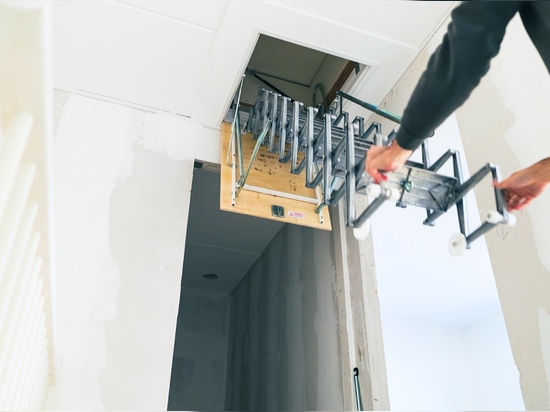 Accès sécurisé à la toiture pour logements à Tilburg