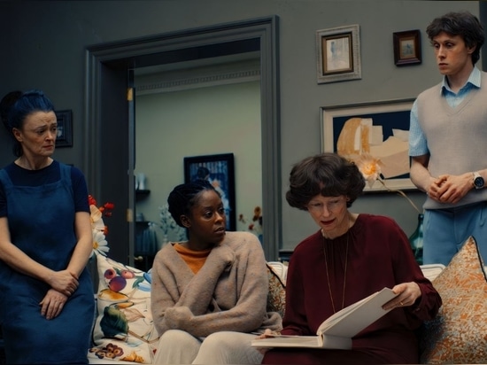 Dedar signe les tissus de «The End», le nouveau film de Joshua Oppenheimer