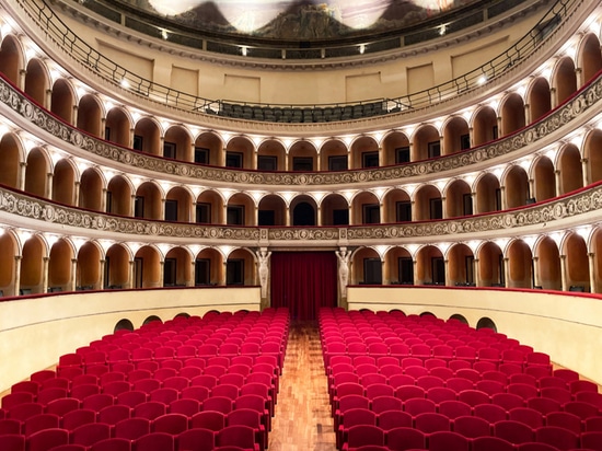 THEATRES - Padova, Italie