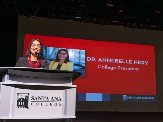 Santa Ana College - Présentation du président du collège