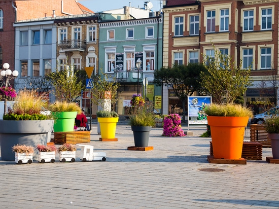 Pots urbains et tours de fleurs idéales pour les compositions d'automne