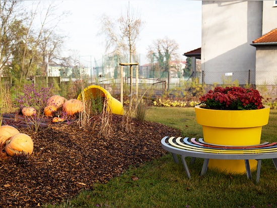 Pots urbains et tours de fleurs idéales pour les compositions d'automne