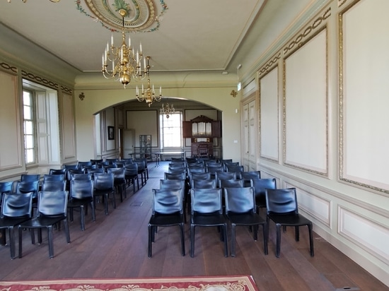 Dennebos Flooring parquet en chêne massif dans une couleur personnalisée