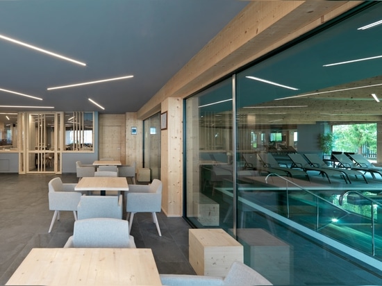 Hôtel Fedora : un exemple d’architecture alpine réalisé avec du grès cérame