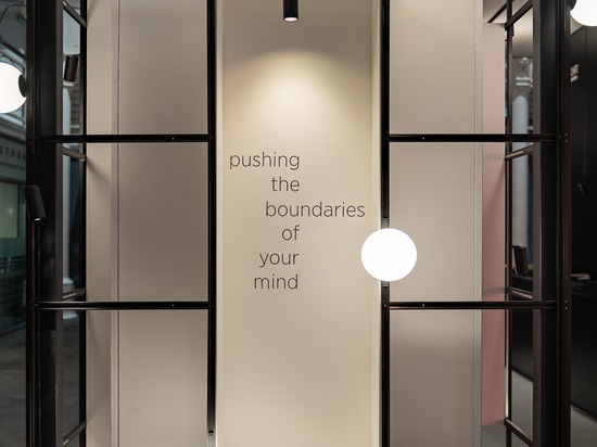 Designed to Create - traduit dans l'espace