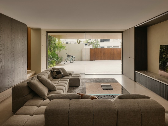 72 NG Home | Singapour