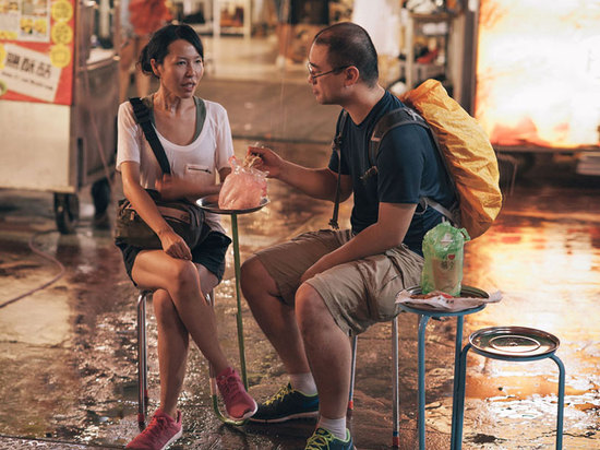 des prototypes ont été placés au marché de nuit de tonghua pour voir les réactions des personnes