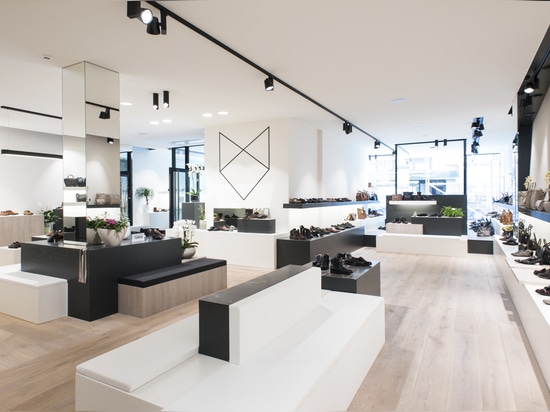 Parquet en chêne scié de Dennebos dans le coloris W.01