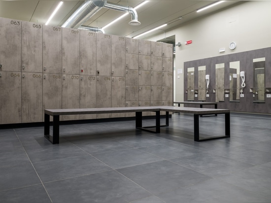Développement commercial et design : une structure fitness réalisée avec les surfaces Caesar